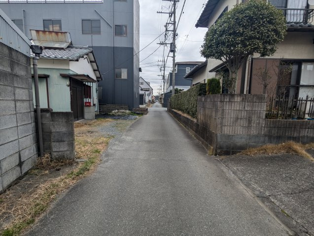 駿東郡清水町徳倉の売地の前面道路含む現地写真|国道1号線まで車で10分です。多方面へのアクセス良好です。