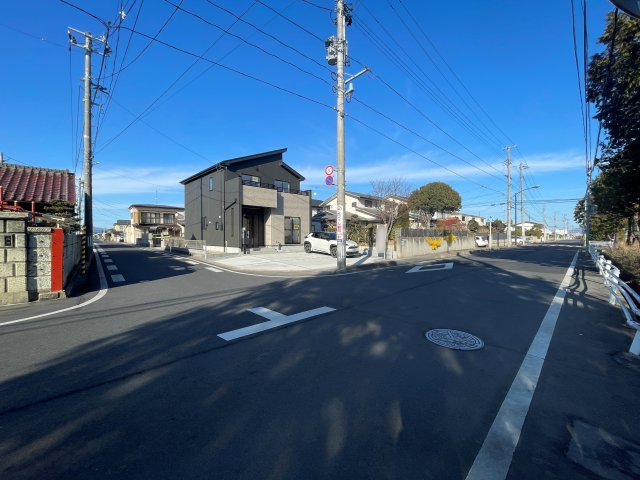 新築戸建　郡山市富田町12期　GRAFARE　全1棟の前面道路含む現地写真