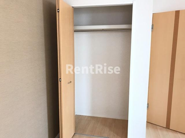 パレス春明|リビングクローゼット(イメージ)