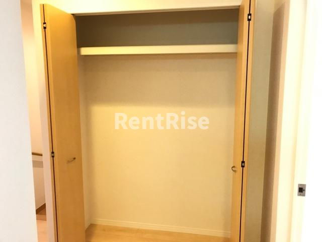 パレス春明の収納|廊下収納(イメージ)