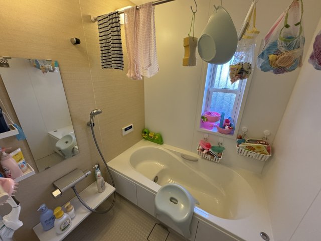 ‐三丁目不動産-熊谷市石原の浴室