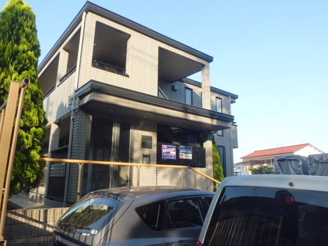 ラ・セジュール新横浜の外観