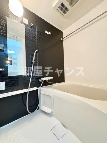 VERITAS SHIRAKANEの浴室