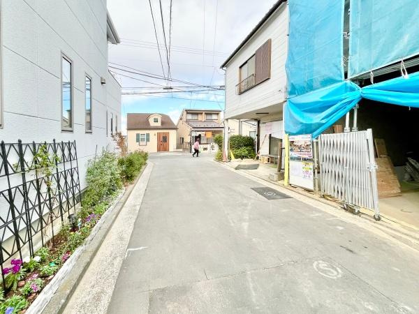 横浜市港南区港南１丁目の新築一戸建の前面道路含む現地写真|周辺環境も合わせてご案内させて頂きます！
お気軽にお問い合わせ下さい！