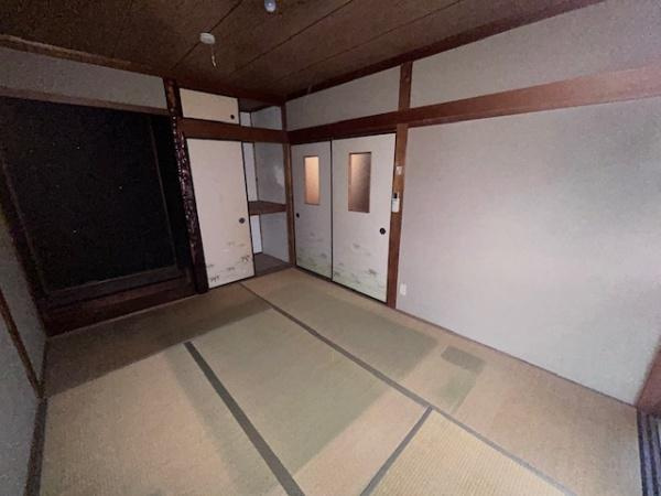 【居間・リビング】