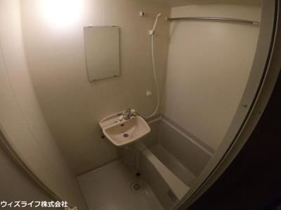 【浴室】 | 第15アベニュー | 写真は別のお部屋のものです。