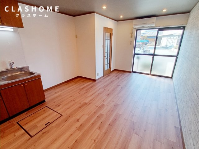 Ｂｅｌｌｅ　ｄｅｍｅｕｒｅ神明Ⅱ　　刈谷市の賃貸ならクラスホーム刈谷店の居間・リビング|同物件の別部屋になります。