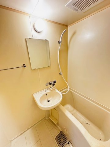 アドレスⅢの浴室