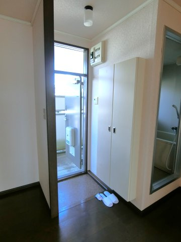 シティハイムオシビの玄関