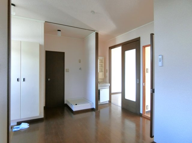 シティハイムオシビの居間・リビング