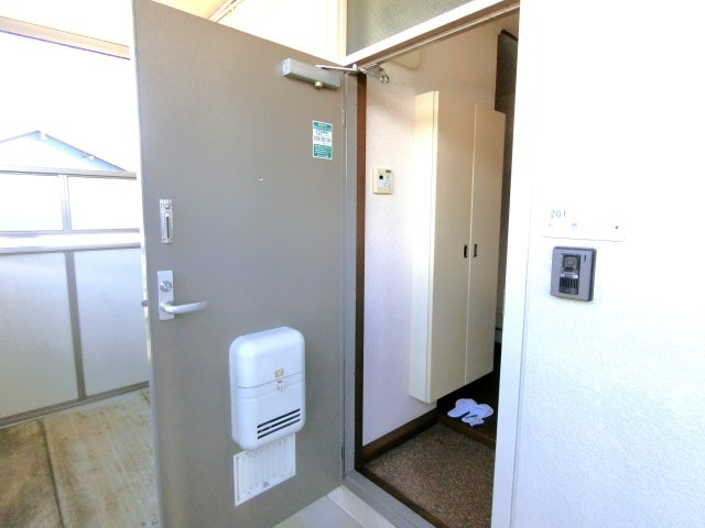 シティハイムオシビの玄関