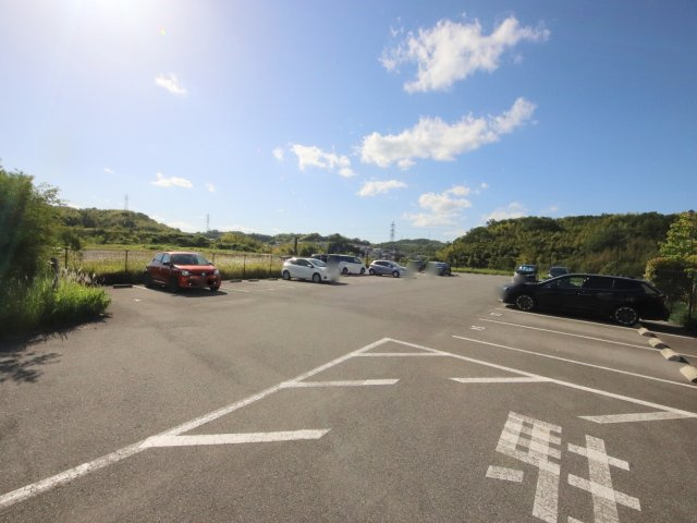 K-TERRACE学研奈良登美ヶ丘南棟の駐車場