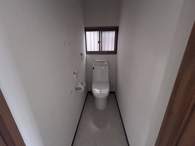 和歌山市中島・中古戸建・115450のトイレ