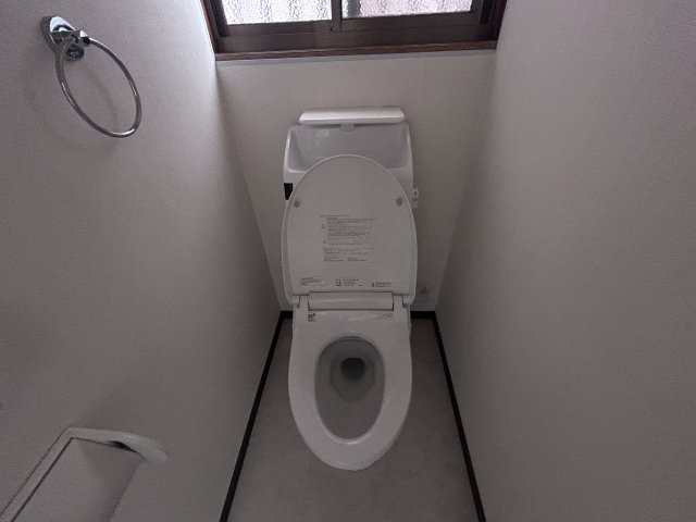 和歌山市中島・中古戸建・115450のトイレ