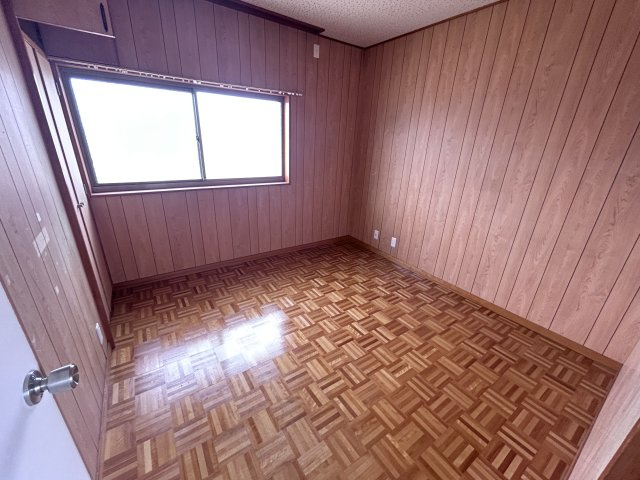 和歌山市中島・中古戸建・115450の洋室