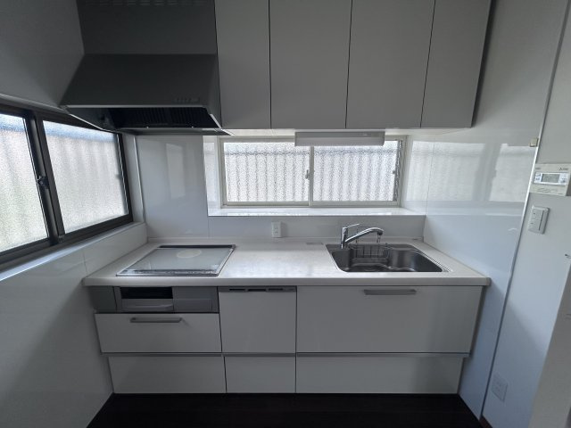 和歌山市中島・中古戸建・115450のキッチン