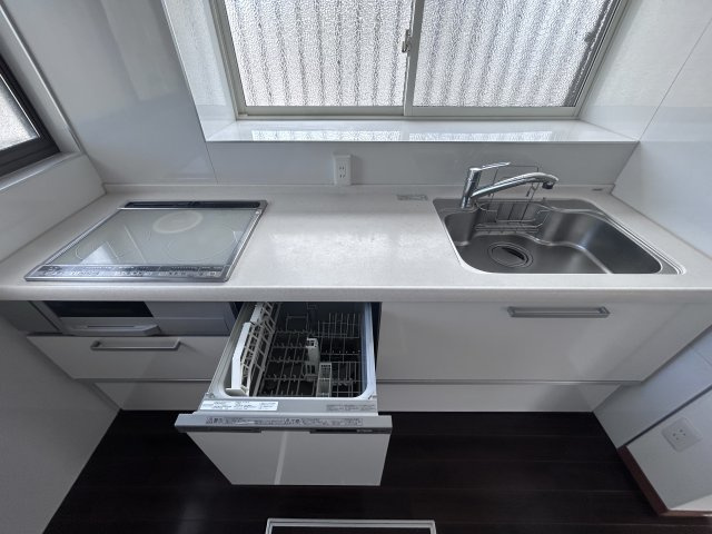 和歌山市中島・中古戸建・115450のキッチン