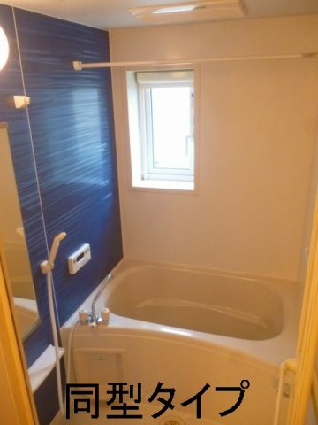 グランヒルＢの浴室