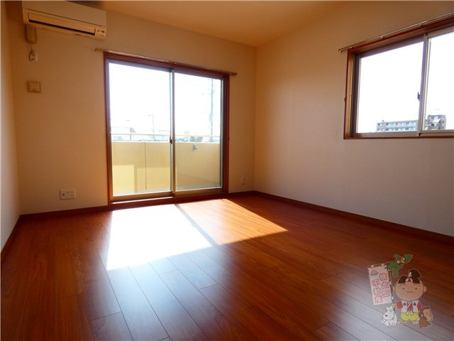 ピアホーム奥田の居間・リビング