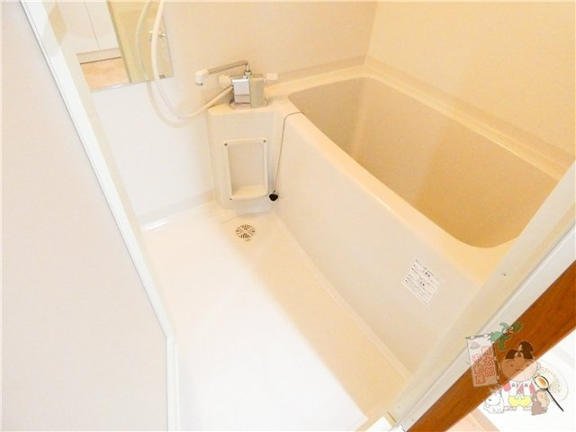 ピアホーム奥田の浴室