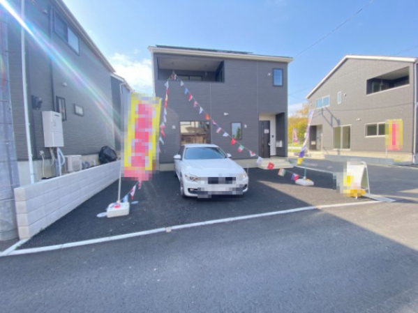 祝　成約済み　八王子市　川口町　新築戸建て　８５期の駐車場|駐車３台以上可能な八王子市の戸建です。
～仲介手数料無料☆八王子ひなた不動産～八王子市川口町　新築戸建て