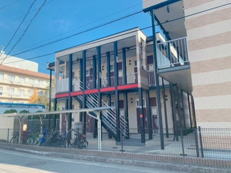 【外観】 | レオパレスＫＡＭＩＳＨＯ | 落ち着いた雰囲気の外観です