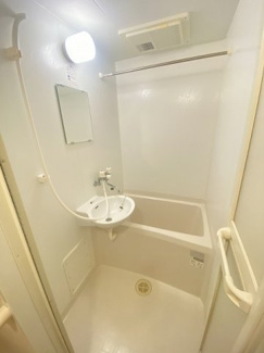 【浴室】 | レオパレス甲子園ＣＩＴＹ | お風呂で日々の疲れを落としましょう