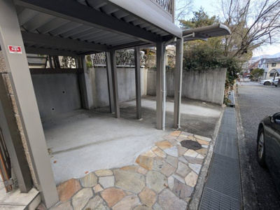 【駐車場】 | 藤原台北町２丁目　中古戸建 | カーポート２台分ございます。