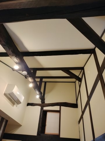 津山市勝間田町　１LDK戸建賃貸+ロフトの居間・リビング