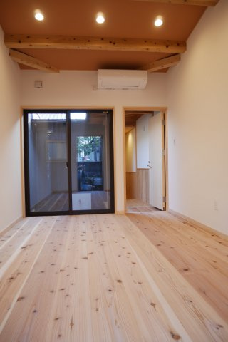 津山市勝間田町　１LDK戸建賃貸+ロフトの洋室