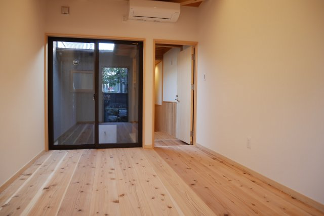 津山市勝間田町　１LDK戸建賃貸+ロフトの洋室