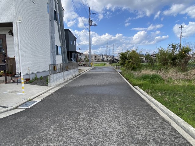 ピュアタウン喜多川　1号地の前面道路含む現地写真