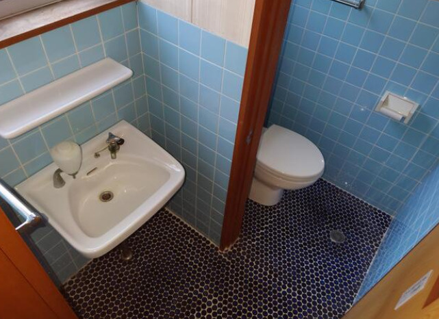 大津市錦織３丁目の事務所の洗面所