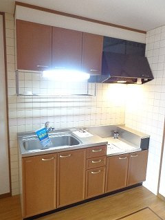 【キッチン】 | アーバン不知火Ⅷ | コンパクトなキッチンで掃除もラクラク