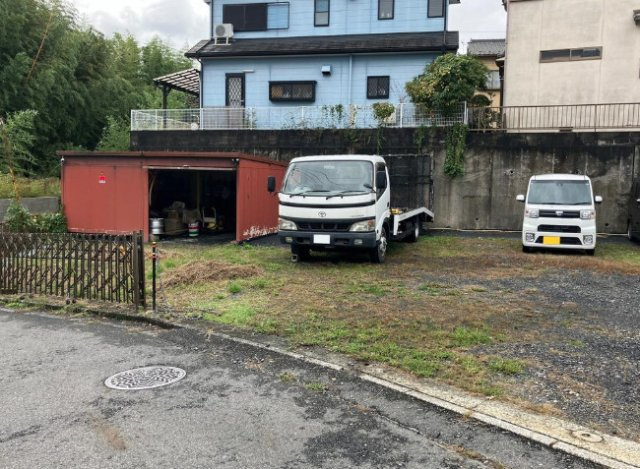 大津市坂本１丁目の店舗事務所の駐車場