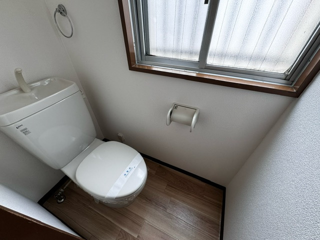 フラーリッシュ舟入南のトイレ|落ち着いたトイレです