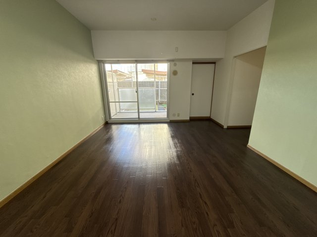 姫路北八代パークホームズの居間・リビング