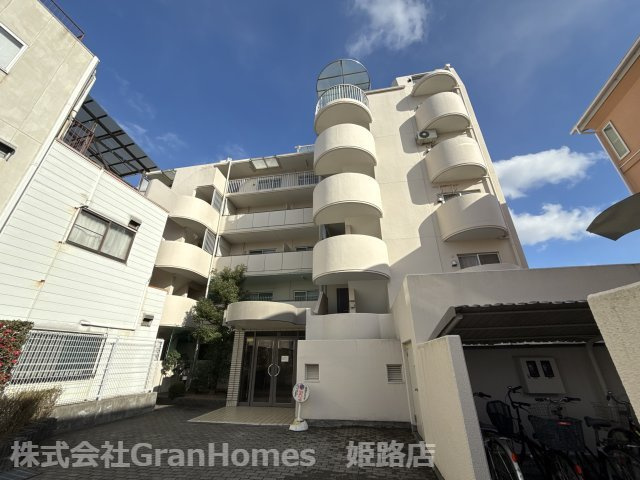 姫路北八代パークホームズの外観