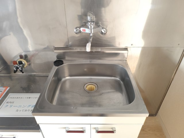 臼井デンタルビルのキッチン