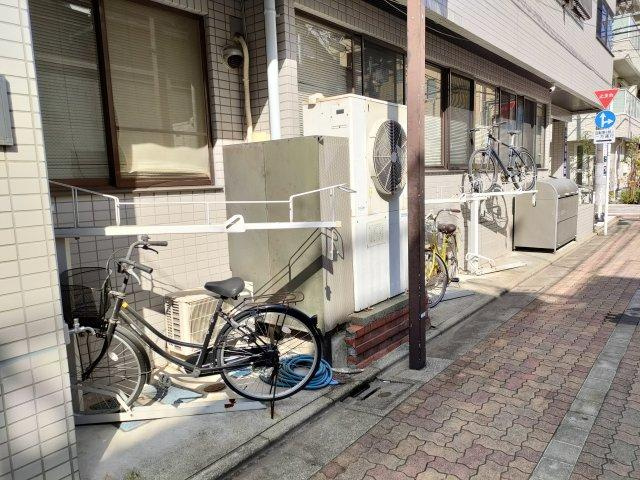 臼井デンタルビルのその他