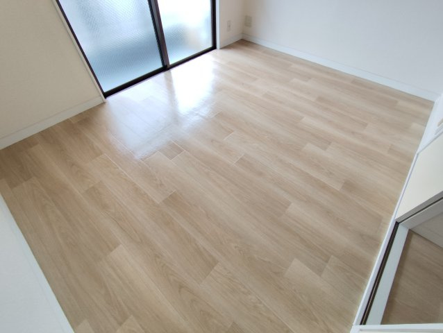 臼井デンタルビルの洋室