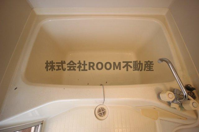 メゾンKMの浴室|コンパクトで使いやすいお風呂です