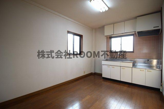 メゾンKMの居間・リビング|使いやすいリビングです