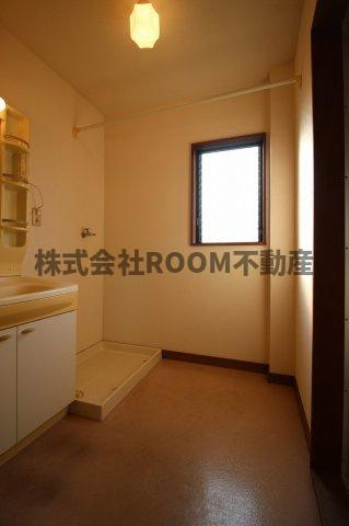 メゾンKMの洗面所|忙しい朝には欠かせない洗面所です