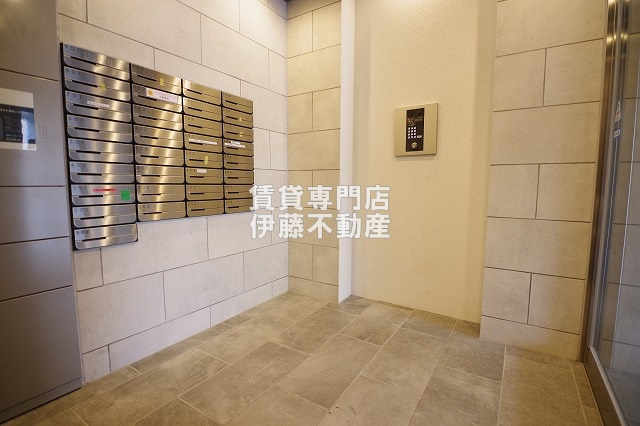 PULCHRA OZONEのエントランス