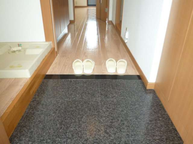 アクアビューの玄関