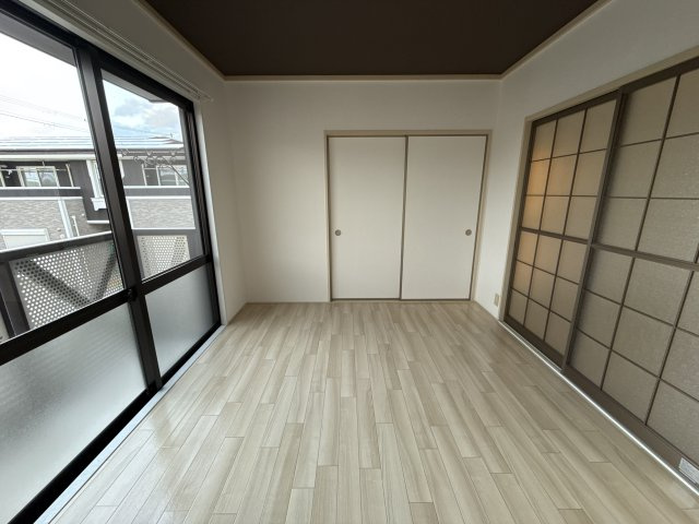 ガーデンベルべⅠ棟の寝室