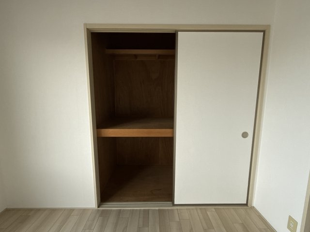 ガーデンベルべⅠ棟の収納