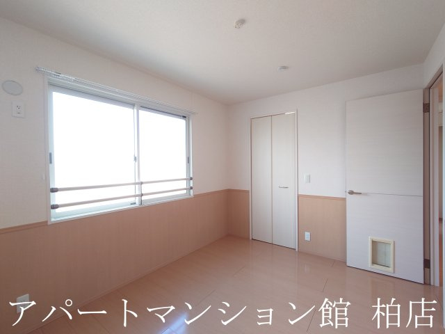 クレストパークＡの寝室
