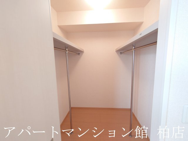クレストパークＡの収納